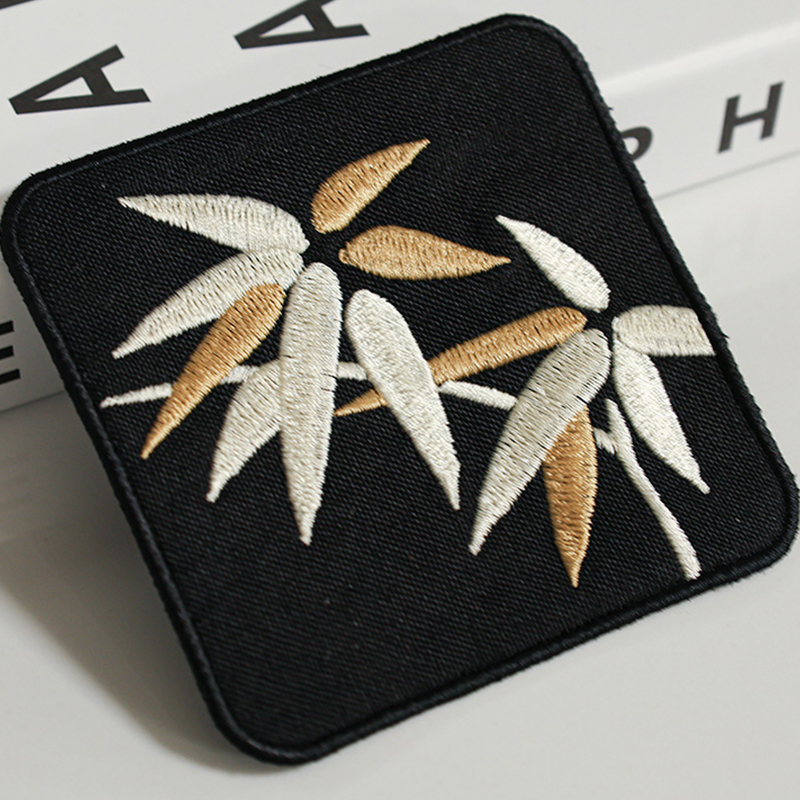 Broderade glasunderlägg